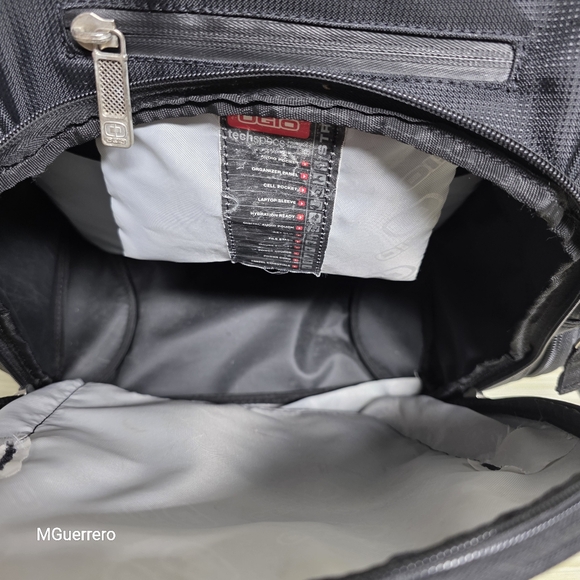 OGIO Black Backpack Marathon - Picture 9 of 11